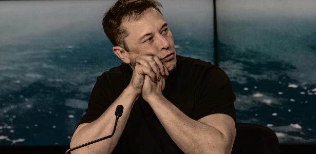 Musk considera driblar diretoria e fechar compra do Twitter com acionistas – 23/04/2022