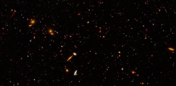 Telescópio Hubble registra 5 mil galáxias na luz ultravioleta; confira